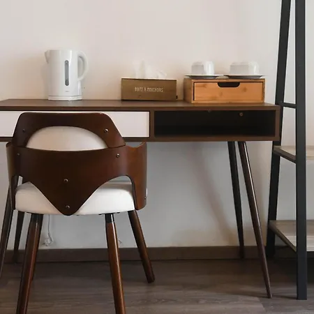 Les Du Palais Centre Apartment